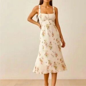 Stunning summer floral dres  xs.